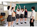 貼れば誰でもいいなり！ハーレム洗脳シールでクラスの一軍女子を完全支配してハメ比べ！