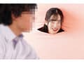 一般男女モニタリングAV 顔は旦那／カラダはNTR！2 何も知らない夫の目の前で壁穴から顔だけ出した人妻がバレないようにデカチンSEXで連続中出し！