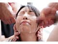 一般男女モニタリングAV マジックミラーの向こうには愛する旦那！夫自慢の美人すぎる清楚妻へ初めての大量顔面ぶっかけ！溜まりにたまった濃厚精子を浴びせられて髪・顔・身体まで精子でべっとり！ニオイたつチ○ポ汁に火照ってしまった奥様は旦那のすぐ横でザーメンまみれ…