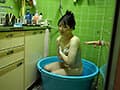 愛しのデリヘル嬢 52 敏感乳首でイキ狂うちっちゃいちっちゃいドM若妻編 どこを責めても体を痙攣させてイキ狂う全身性感帯奥さん…何かを憑依させて悶絶してるのでそのまま中出ししてやった 水本葉