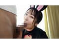 すんごいエロいフェラ顔でチ〇ポにしゃぶりつく！ドスケベすぎるP活娘に大量ザーメン口内射精！2