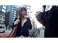 街行くごく普通の美人若妻を商品開発のモニターに協力をと個室に誘いエログッズをモニタリング！むっつりスケベな若妻と3P中出しSEX！
