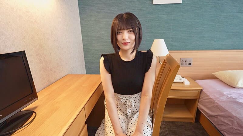 超国民的アイドル級美少女を喉奥口内射精で懐柔して…過激コスプレで恥ずかしいのに、生チンにずぶ濡れ敏感子宮が連続痙攣絶頂！追撃激ピス理性崩壊！妊娠確定種付けで完全快楽堕ち生中出し 虹村ゆみ