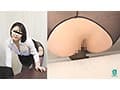 面接中の緊迫ディルドオナニー