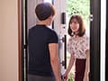 隣に引っ越してきた隣人が人気AV女優美谷朱里！？AV撮影の前日にナマ中出しの練習台にされた僕