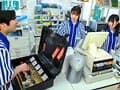 時間停止コンビニ。 時間を止める事ができる神装置で好きな時に挿れたり、止めたりし放題。