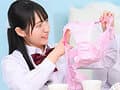 『このブラどう？』『ちょっとエッチじゃない？』義妹が友達と自宅でお泊り下着パーティー！目のやり場に困っているボクをからかう小悪魔女子○生たち