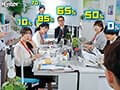 えっ！？80％？なにこの数字？ヤレる確率が可視化されてボクだけに見える世界！オフィス編 なんだその頭の上に見えてる数字は！