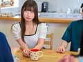 弟想いの義姉がヌードデッサンモデル！？女性の裸が見たくて美術部に入った。しかし！ヌードデッサンの時間は一年に一度きり！事実を知って落ち込むボクの為に義姉がなんと自宅でヌードモデルになってくれたんです。恥ずかしそうに服を脱いでいく姿に大興奮！さらに…