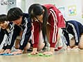 校則違反は連帯責任！2 男子がわざとやらかして、罰として女子も男子も下半身丸見え半裸登校！ボクが通う超進学校はとにかく校則がやたらと厳しい。