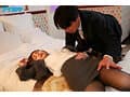 可愛い後輩OLをホテルへお持ち帰りしたら…度を越えた≪絶倫女≫で返り討ちにあった。 一晩で先輩男性社員2人喰い！合算8発ヌキ！！ 明里つむぎ
