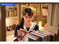 転校生はおっとりスケベなお嬢様 アイドル制服美少女のモジモジイクイク3本番 さくらわかな
