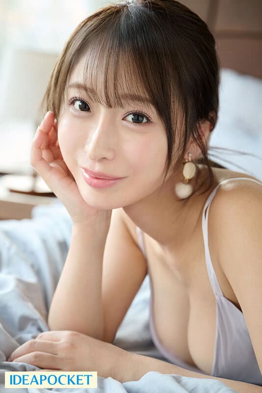妻の浮気を知り女性不信になった俺は息子を世話するおっとり癒し系保育士さんに誘われホテル密会…見た目からは想像もつかない淫らな腰使いに何度も射精してしまった… 花咲澪