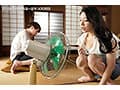 汗ほとばしる人妻の圧倒的な腰振りで、僕は一度も腰を動かさずに中出ししてしまった。 三比菜々美