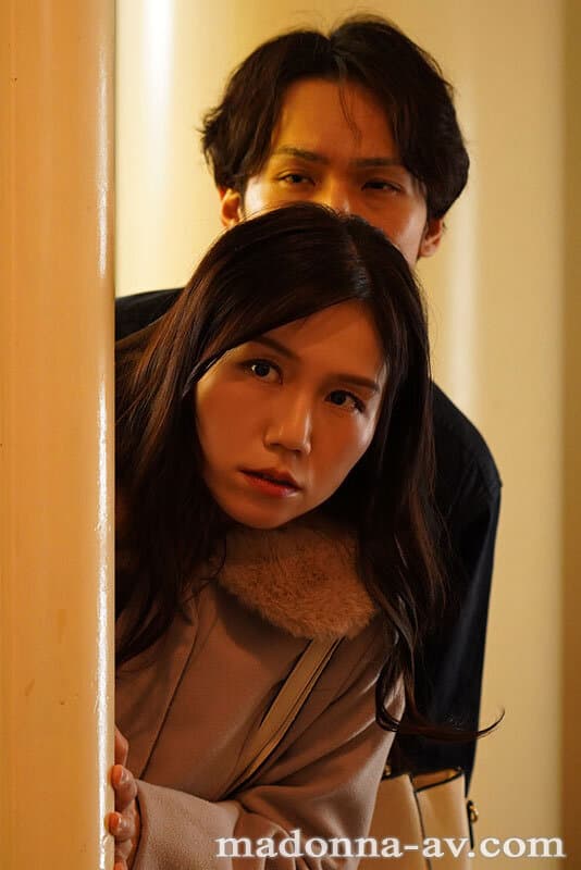 男を狂わすGカップ妻 専属第3弾《初》NTRドラマ！！ でっちあげ浮気調査NTR～僕の不倫を仕立て上げた最悪の親友に最愛の妻を奪われて～ 鳴海小雪