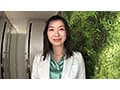 着衣性交桃尻人妻秘書～親子で味わう2泊3日のレンタル妻・ツバキ～ 加藤ツバキ