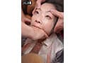 「飲む→吐く→溜める」最狂イラマ極リサイクル。ゲロ飲み排水溝女。 二葉エマ