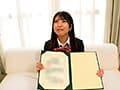 3分前まで女子〇校生！～2026年～卒業式直後に思い出の制服に初めての大量ぶっかけ！溜まりにたまった濃厚精子をあびせられ汚され全身精子でべっとり！ニオイたつチ〇ポ汁に火照ってそのまま生中出しSEX！！