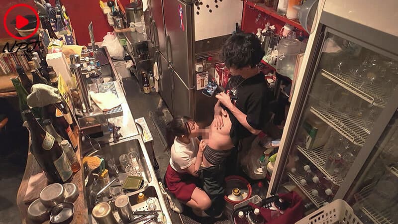 バイト先の都合の良い後輩セフレ即尺即ハメ バイトテロ