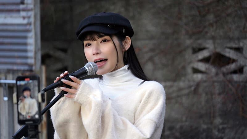 路上シンガーレ●プ 夢を抱えて愛を歌う私は騙され監禁され媚薬で堕とされ…今日もオホ声で絶叫し続ける。 胡桃さくら