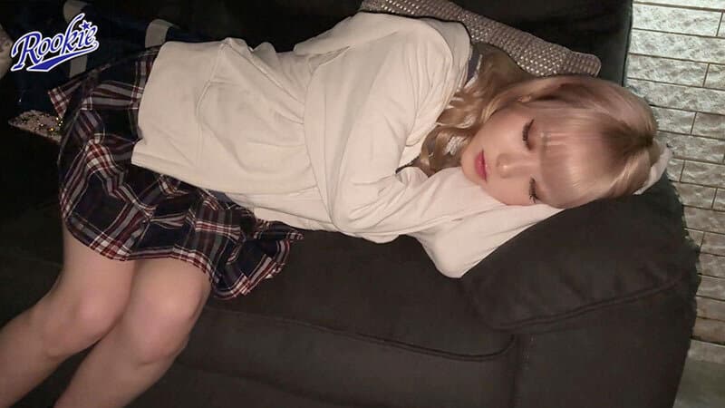 小生意気な野良パパ活女子お持ち帰り。態度悪いから睡眠レ○プで理解らせてやった！ 藍瀬ミナ