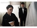 娘の幸せを見届けながら…。披露宴で娘婿に犯●れた母 水野優香