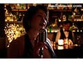 シャンソン歌手の人妻の妖艶な歌声と囁き淫語で誘惑されて性をしゃぶり尽くされる千夜の濃密情事。 エロスに濡れる情熱的3本番！！ 友田真希