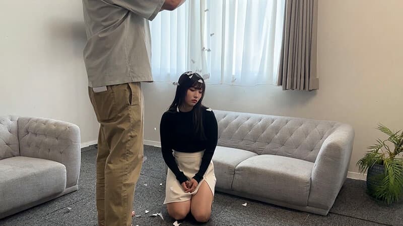 借金返済できない債務者から金の代わりに人妻のマ●コで取り立て お前の立場理解らせてやるよ！
