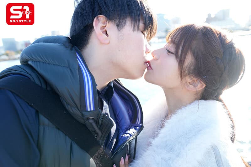 別れを告げる度に イソギンチャクみたいな ベロチューで ボクを堕とす魔性のキステク彼女 川越にこ