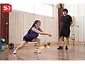 無防備誘惑Kcupアスリートの汗だく肉弾SEX ユニフォーム脱いだらびっくりおっぱい！！ 神楽ももか