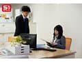 美人上司と愛妻家の僕、同じ部屋でベッドはひとつ。朝まで搾り尽くされた出張先NTR相部屋 金松季歩