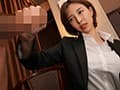 美人上司と童貞部下が出張先の相部屋ホテルで…いたずら誘惑を真に受けた部下が追撃射精の絶倫性交 葵つかさ