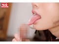 河北彩花の濃厚な唾液性交