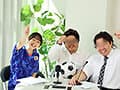 サッカー番組で大人気！同じテレビ局で働く幼馴染のキャスターが週刊誌にすっぱ抜かれた！僕が最初に好きだったのに（BSS）、実はサッカー選手やプロデューサーと誰とでも寝るただのヤリマンで、、、 静河
