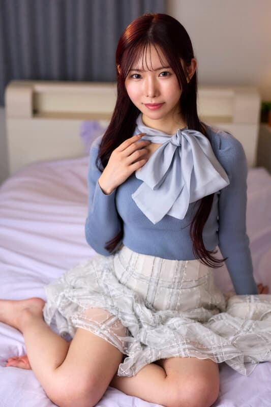 【VR】【8K】後輩OLに持ち帰られた僕。同棲中の彼女がいるのにガチ恋後輩の誘惑に負け、汗だく汁だくで朝までヤリまくった 響蓮