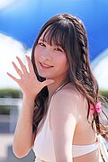 村上悠華